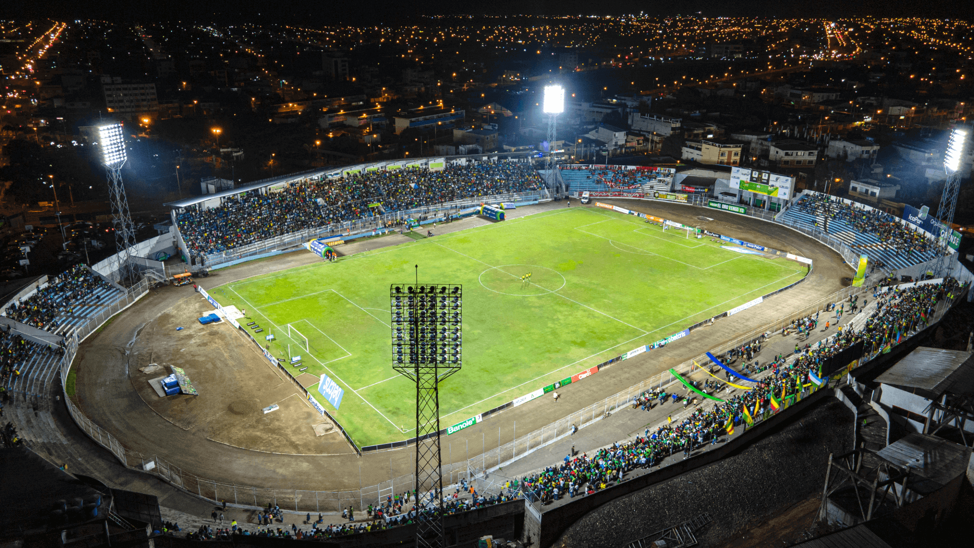 Soccer Field Lighting /Stadium Lighting at De Mayo Machala,Ecuador